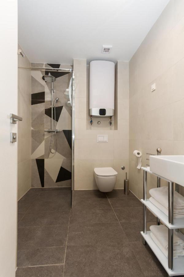 Lux Pool Suite Umag Exterior foto