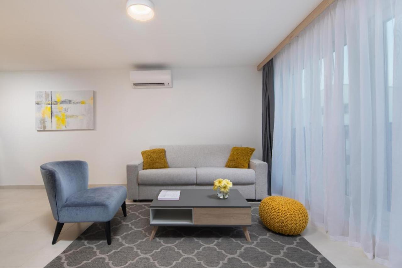 Lux Pool Suite Umag Exterior foto